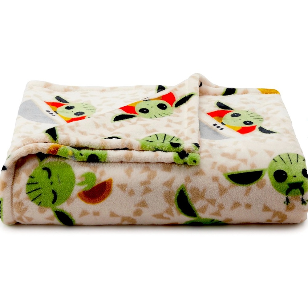 Star Wars “Baby Yoda” Oversized Supersoft Printed Plush Throw by The Big One